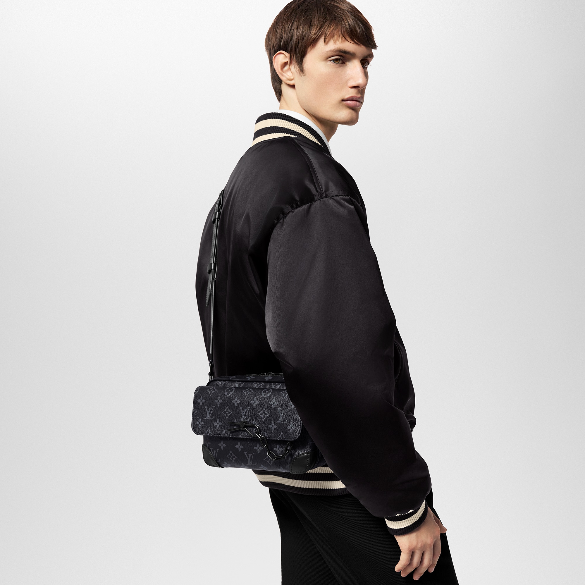 Steamer Messenger Monogram Eclipse - Bags | LOUIS VUITTON